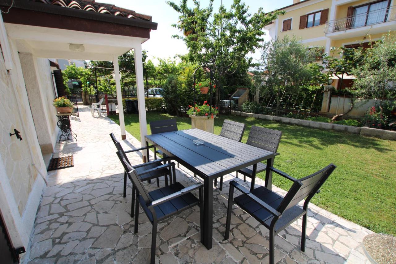 Apartment Sunny Garden Пореч Екстер'єр фото